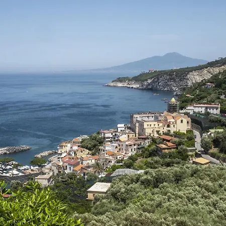 Neva Sorrento Coast Apartment *