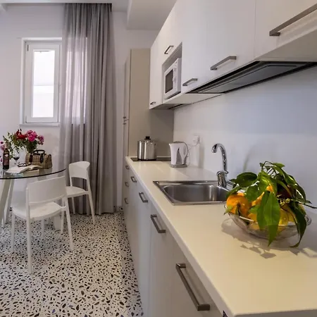 Neva Sorrento Coast Apartment *